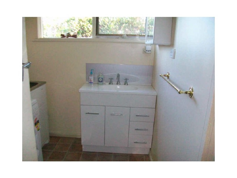 Lakes Entrance VIC 3909