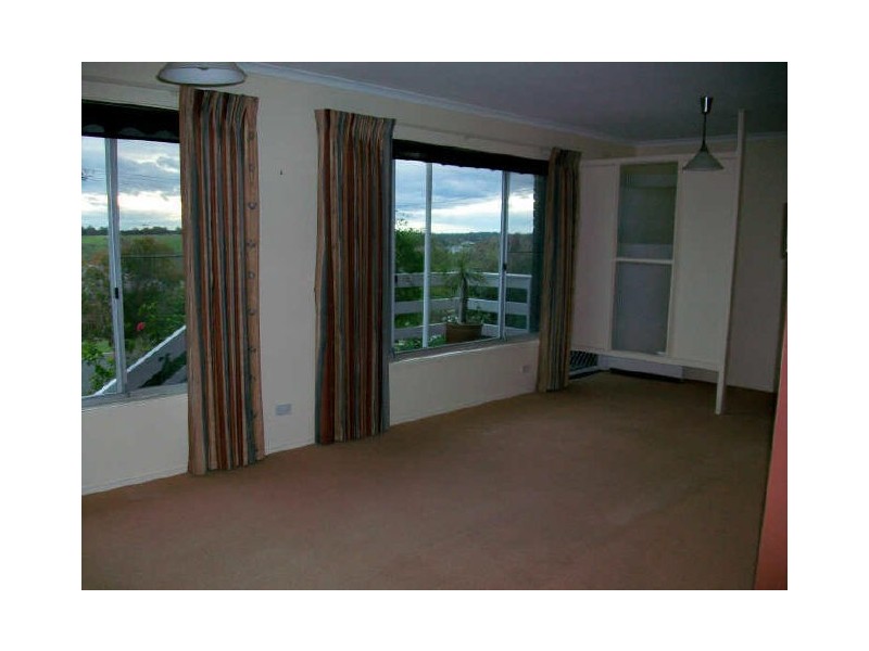 Lakes Entrance VIC 3909