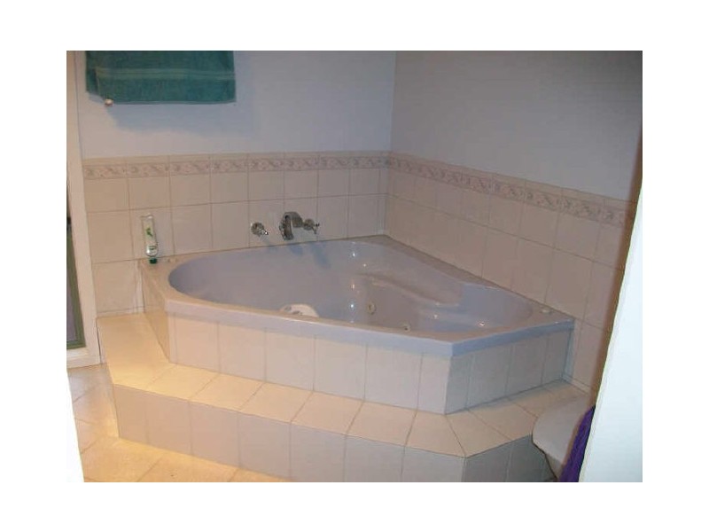 Lakes Entrance VIC 3909