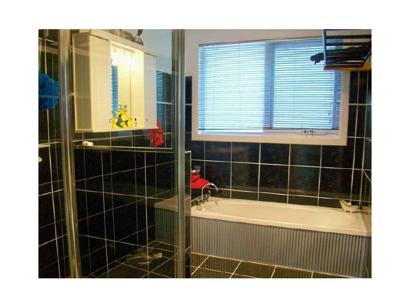 Lakes Entrance VIC 3909