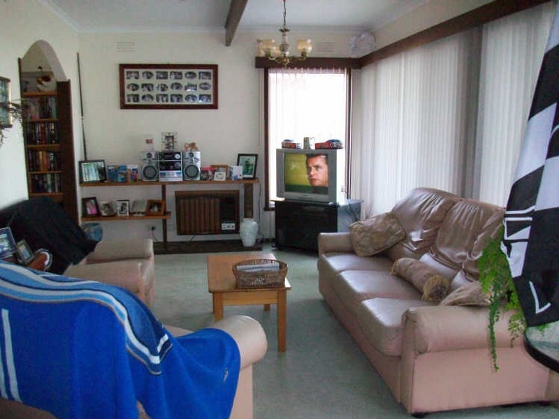 85 Seaview Parade, Kalimna VIC 3909