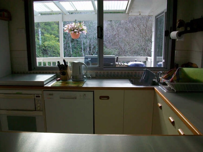 85 Seaview Parade, Kalimna VIC 3909