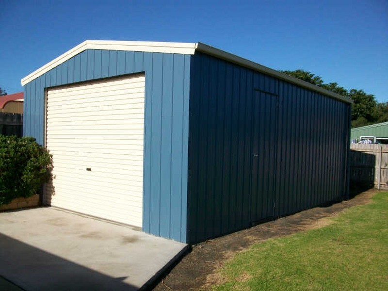 22 Fish St, Lakes Entrance VIC 3909