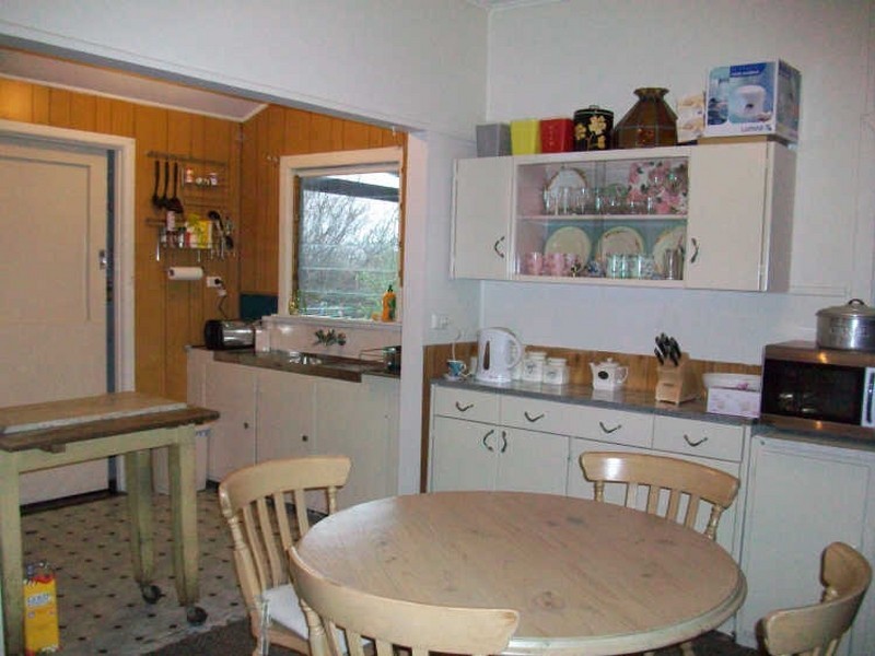 16 Gorge Road, Nowa Nowa VIC 3887