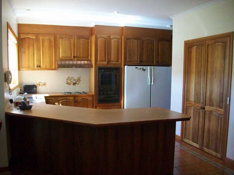 24 McCue Road, Kalimna VIC 3909