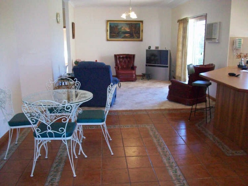 24 McCue Road, Kalimna VIC 3909