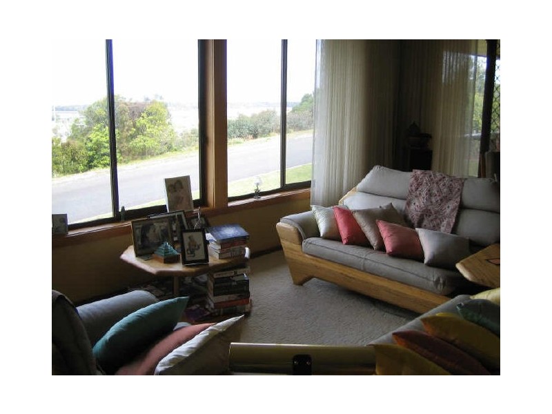 Lakes Entrance VIC 3909