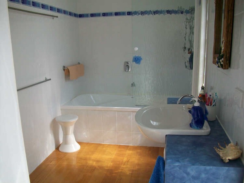 6 View Street, Lakes Entrance VIC 3909