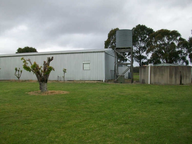 182 Cunningham Road, Swan Reach VIC 3903
