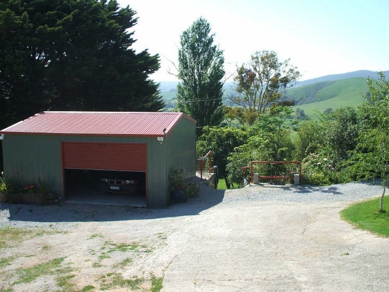 11 Riverview Rise, Buchan VIC 3885