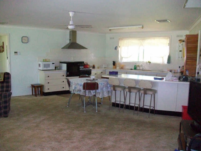 108 Hazeldene Crescent, Nicholson VIC 3882