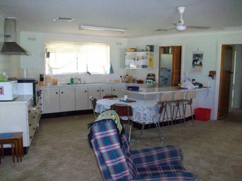 108 Hazeldene Crescent, Nicholson VIC 3882