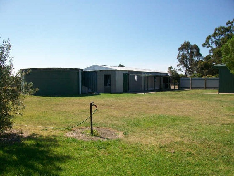 108 Hazeldene Crescent, Nicholson VIC 3882