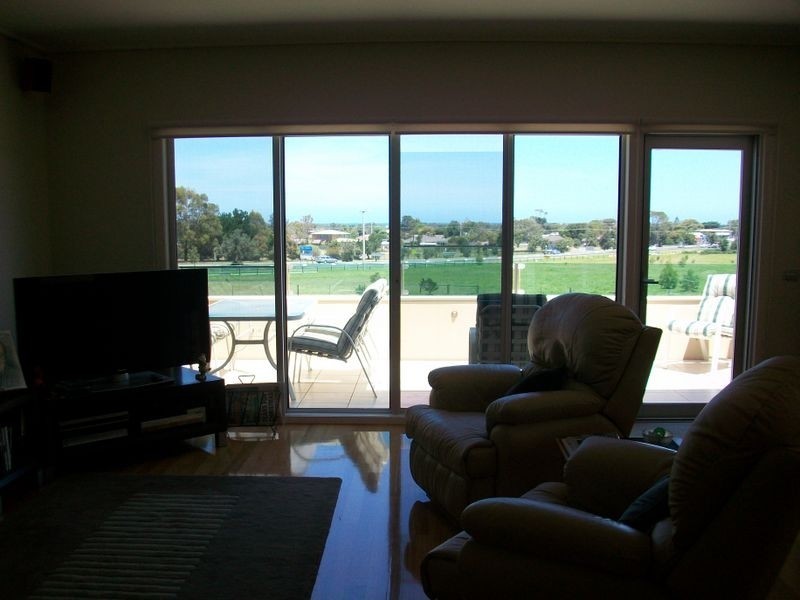 Lakes Entrance VIC 3909