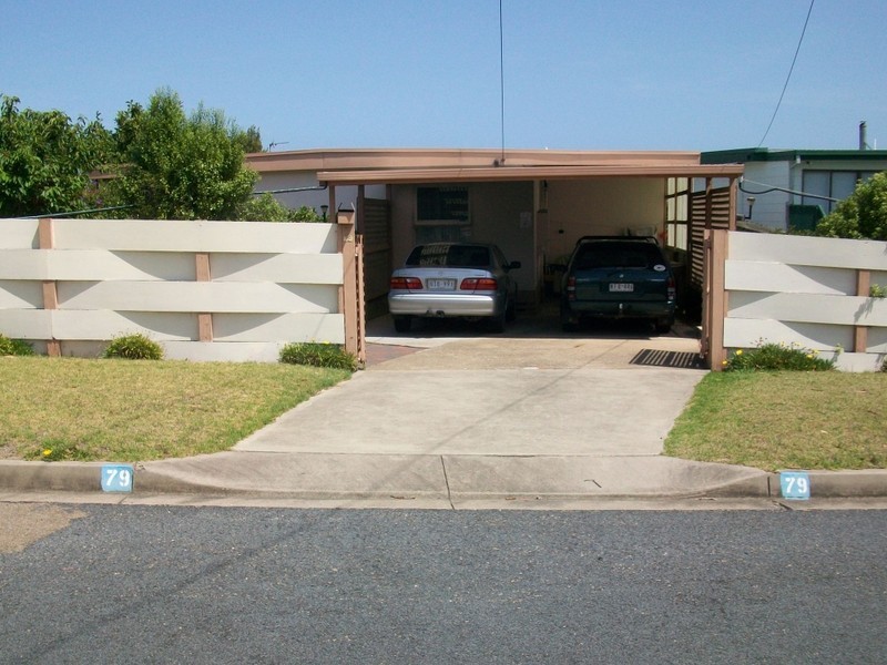 79 Capes Road, Lakes Entrance VIC 3909