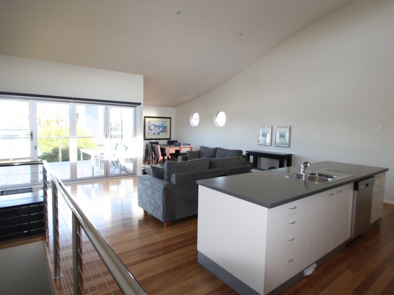 5/20 Stirling Road, Metung VIC 3904