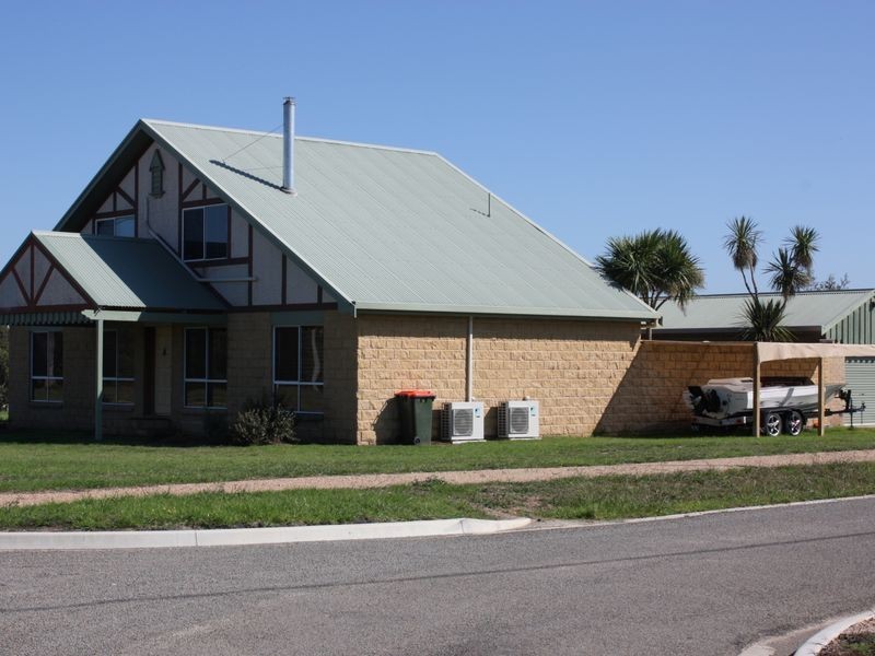 6 Elm Grove, Metung VIC 3904