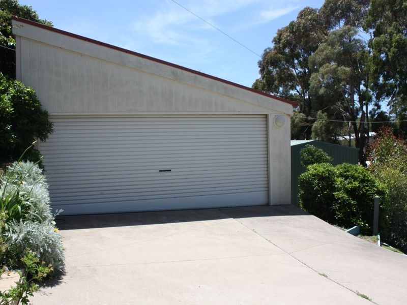 4 Bossie Court, Metung VIC 3904