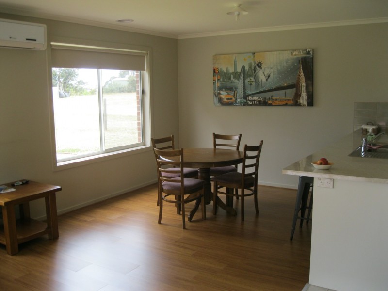 17 Peter Road, Metung VIC 3904
