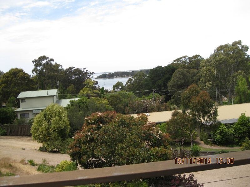 4 Wood Street, Metung VIC 3904