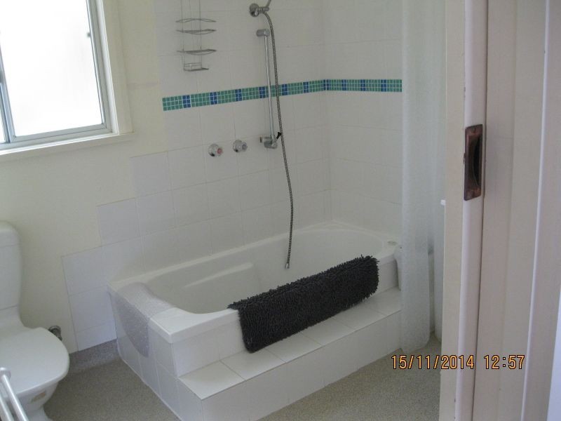 4 Wood Street, Metung VIC 3904