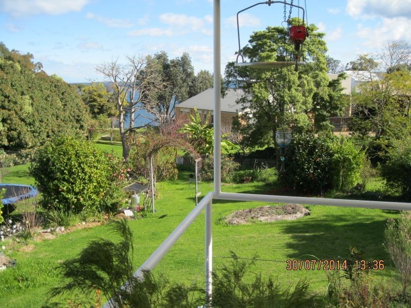 33 Stirling Road,, Metung VIC 3904