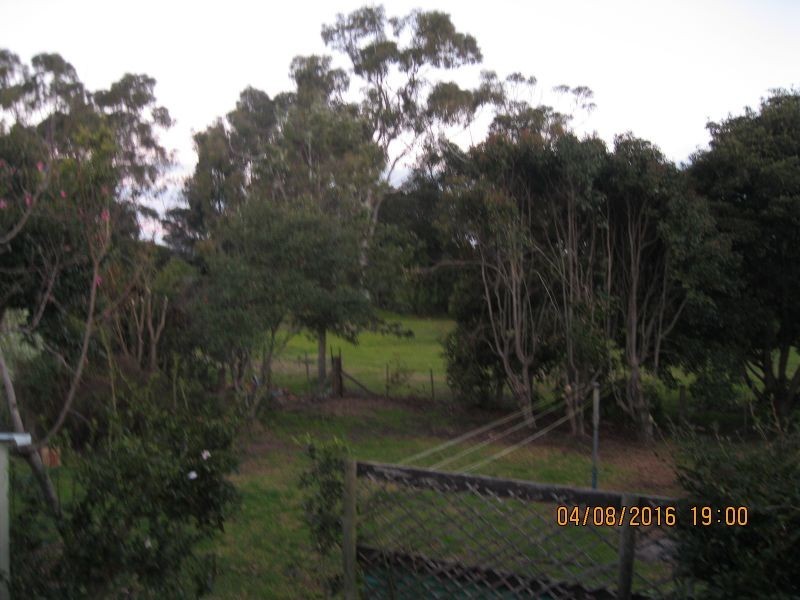 17 Hugh Street, Metung VIC 3904