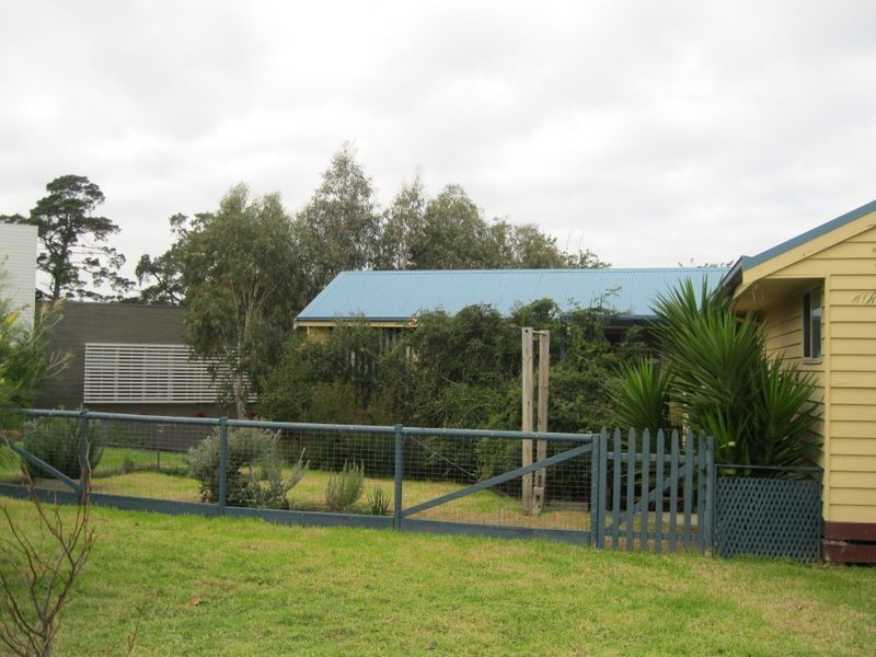 25 Leighton Bay Drive, Metung VIC 3904