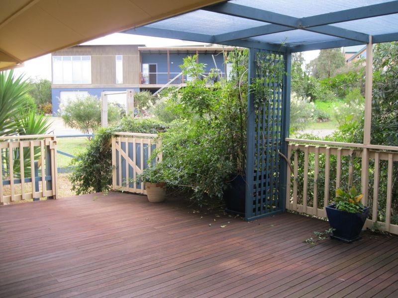 25 Leighton Bay Drive, Metung VIC 3904