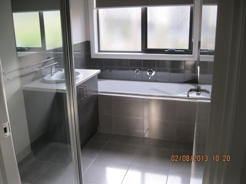 121 Kingscove Blvd, Metung VIC 3904