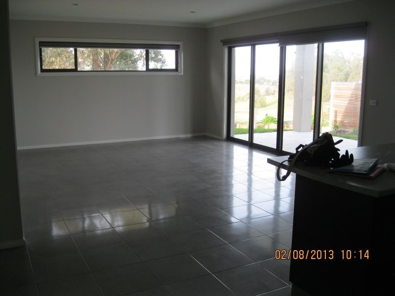 121 Kingscove Blvd, Metung VIC 3904