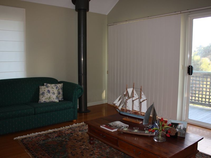 13 Kingscote Drive, Metung VIC 3904