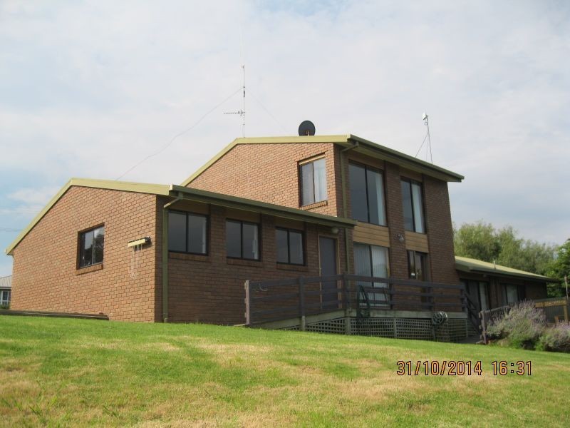 15 Highview Rise, Metung VIC 3904