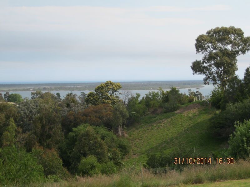 15 Highview Rise, Metung VIC 3904