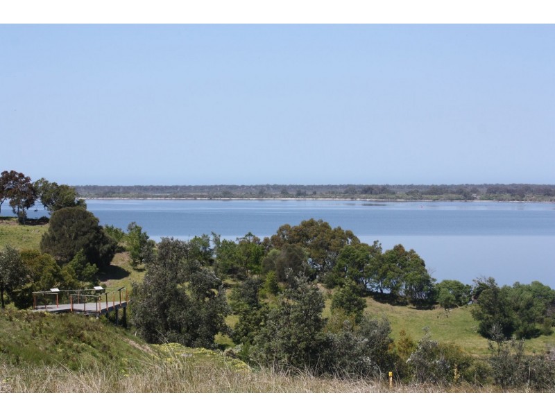 31 Plateau Avenue, Metung VIC 3904
