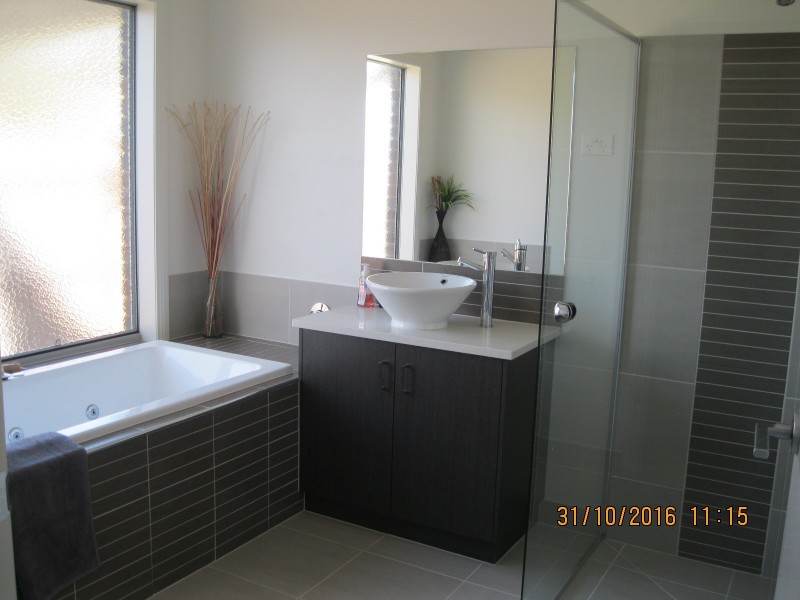 11 David Court, Johnsonville VIC 3902