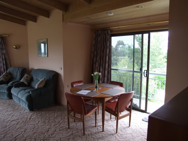 15 Currawong Court, Metung VIC 3904