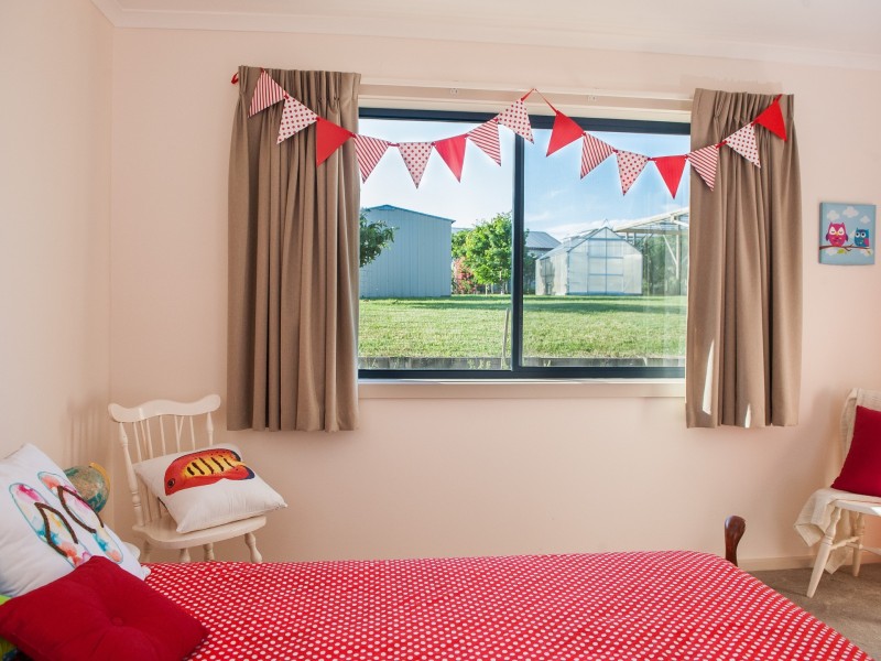 13 Georges Terrace, Swan Reach VIC 3903