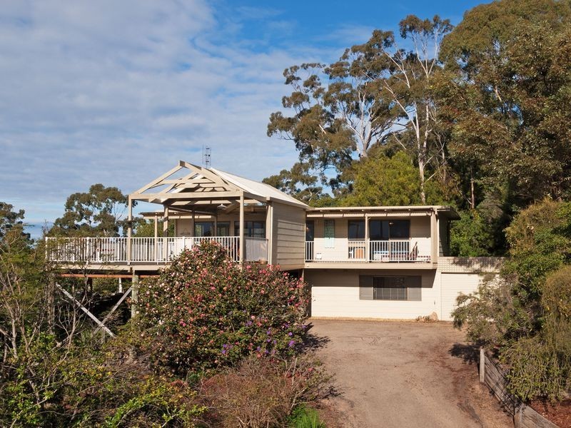 5 Nicholas Avenue, Metung VIC 3904