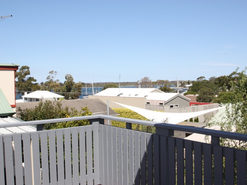 3 Howitt Avenue, Metung VIC 3904