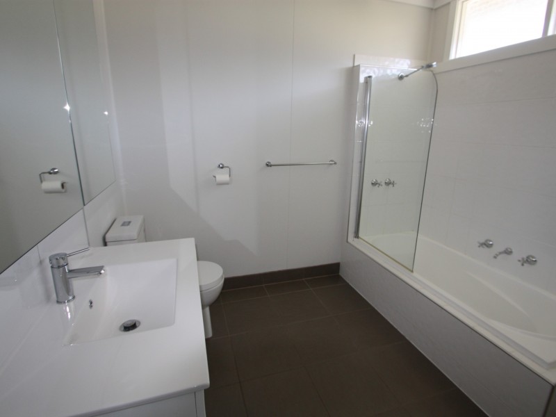 3 Howitt Avenue, Metung VIC 3904