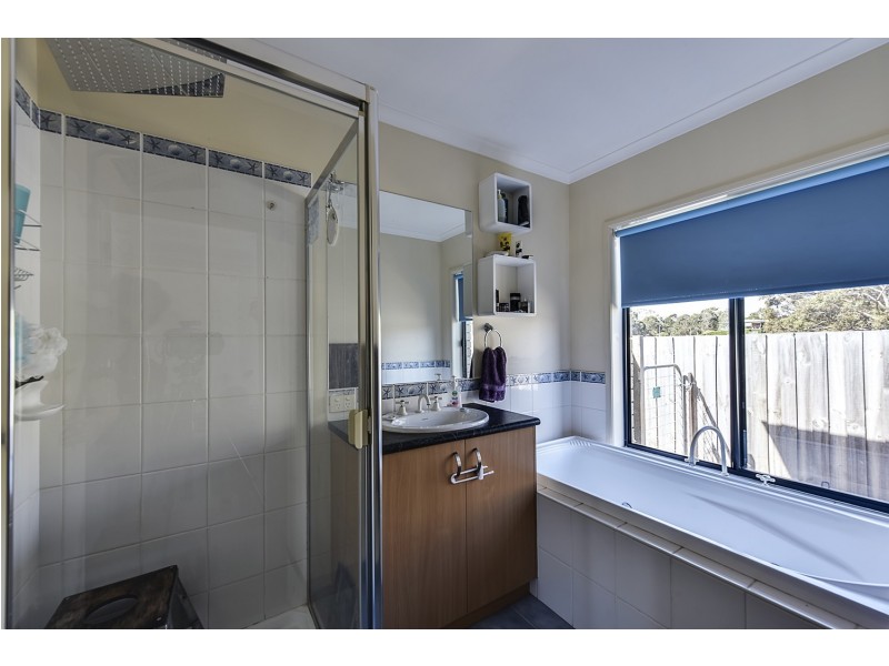 10 Gannet Grove, Metung VIC 3904