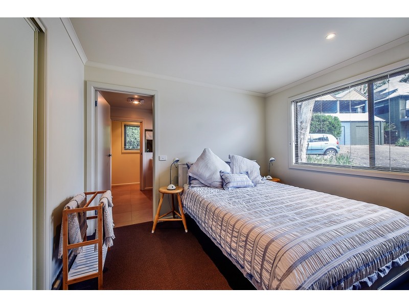 Unit 3/6 David Road, Metung VIC 3904