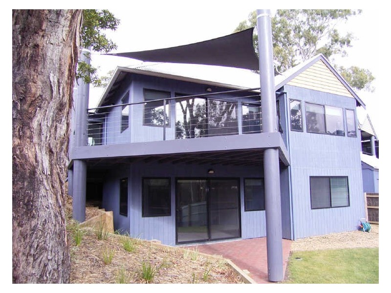 2/6 David Road, Metung VIC 3904