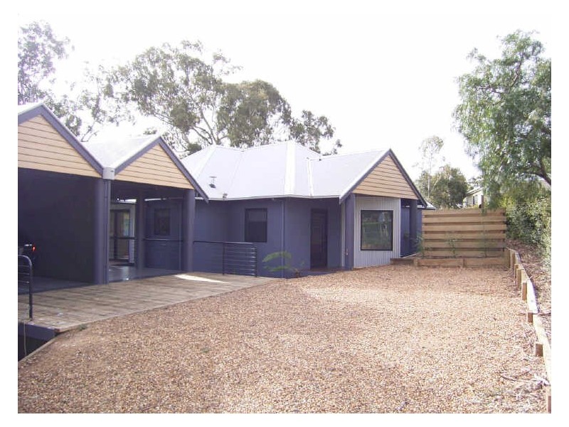 2/6 David Road, Metung VIC 3904