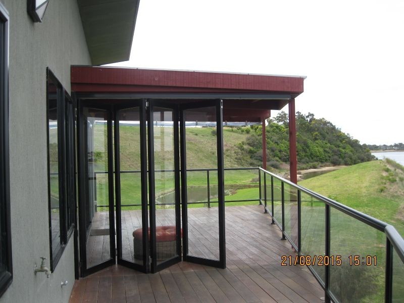 4 Cabaritta Point, Kalimna VIC 3909