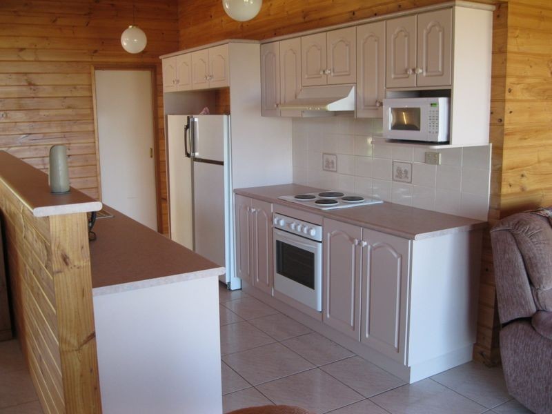 4 Tambo Blvd, Metung VIC 3904