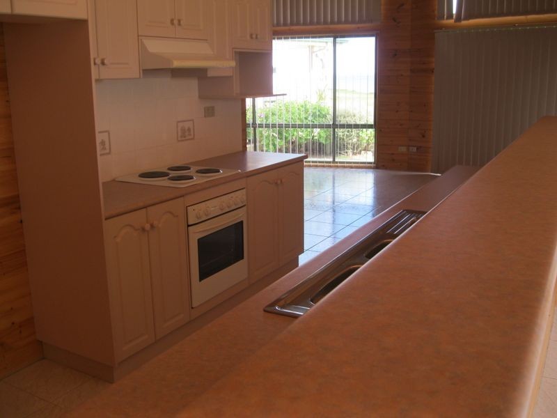 4 Tambo Blvd, Metung VIC 3904