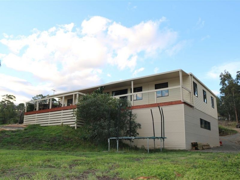 18c Kingscote Drive, Metung VIC 3904