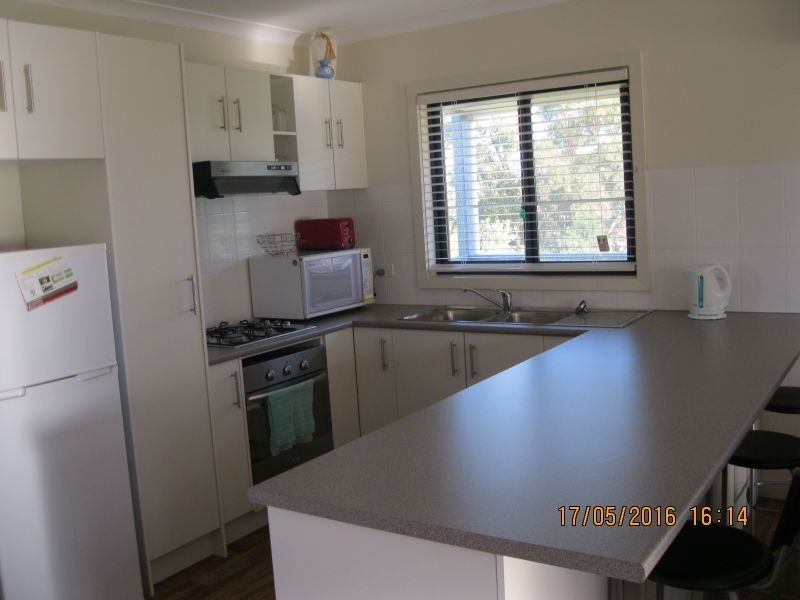 23 Peter Road, Metung VIC 3904